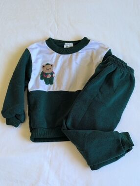vintage yio liu teddy bear matching set sweatshirt & joggers green 3T boys